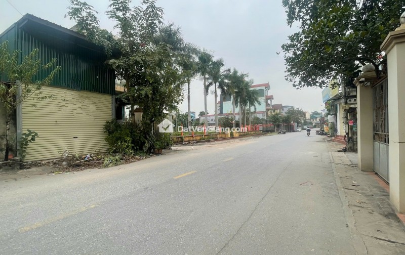 Cho Thuê Nhà Mặt Đường Cấp 4 98m2 Tại Trung Tâm Tân Tiến Văn Giang Hưng Yên Đường 2 Container Tránh